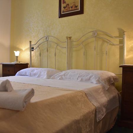 Il Ciclamino Bed And Breakfast Ascoli Piceno Exterior foto